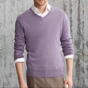Men’s V-neck Lavender Cashmere Sweater